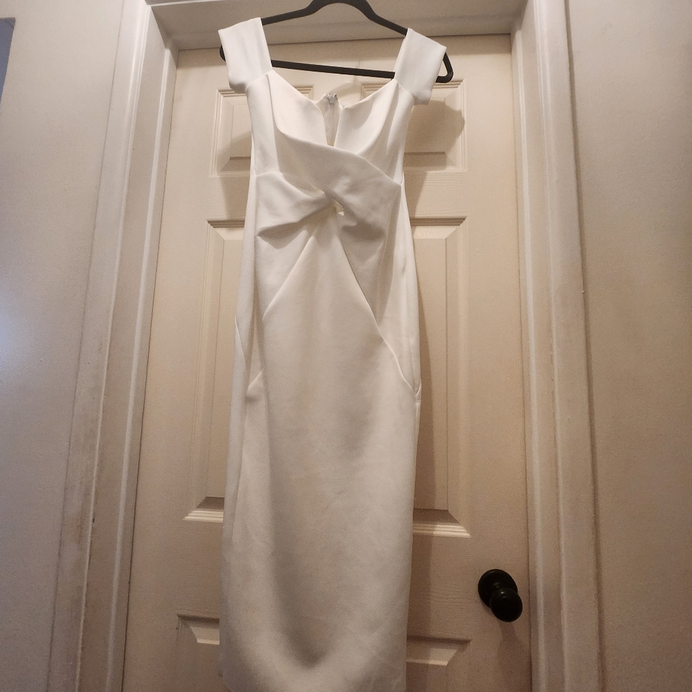 Dress - Picture 2 of 5